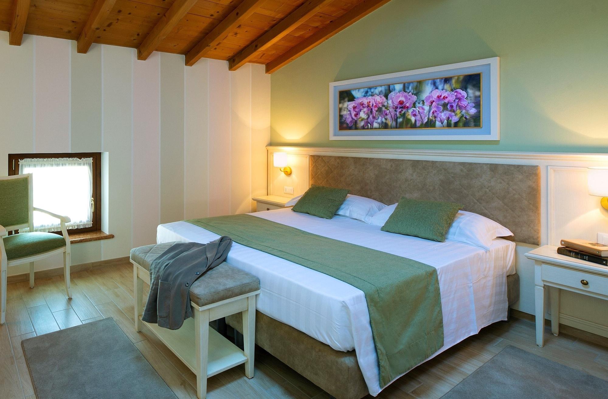Borgo Romantico Relais Hotel