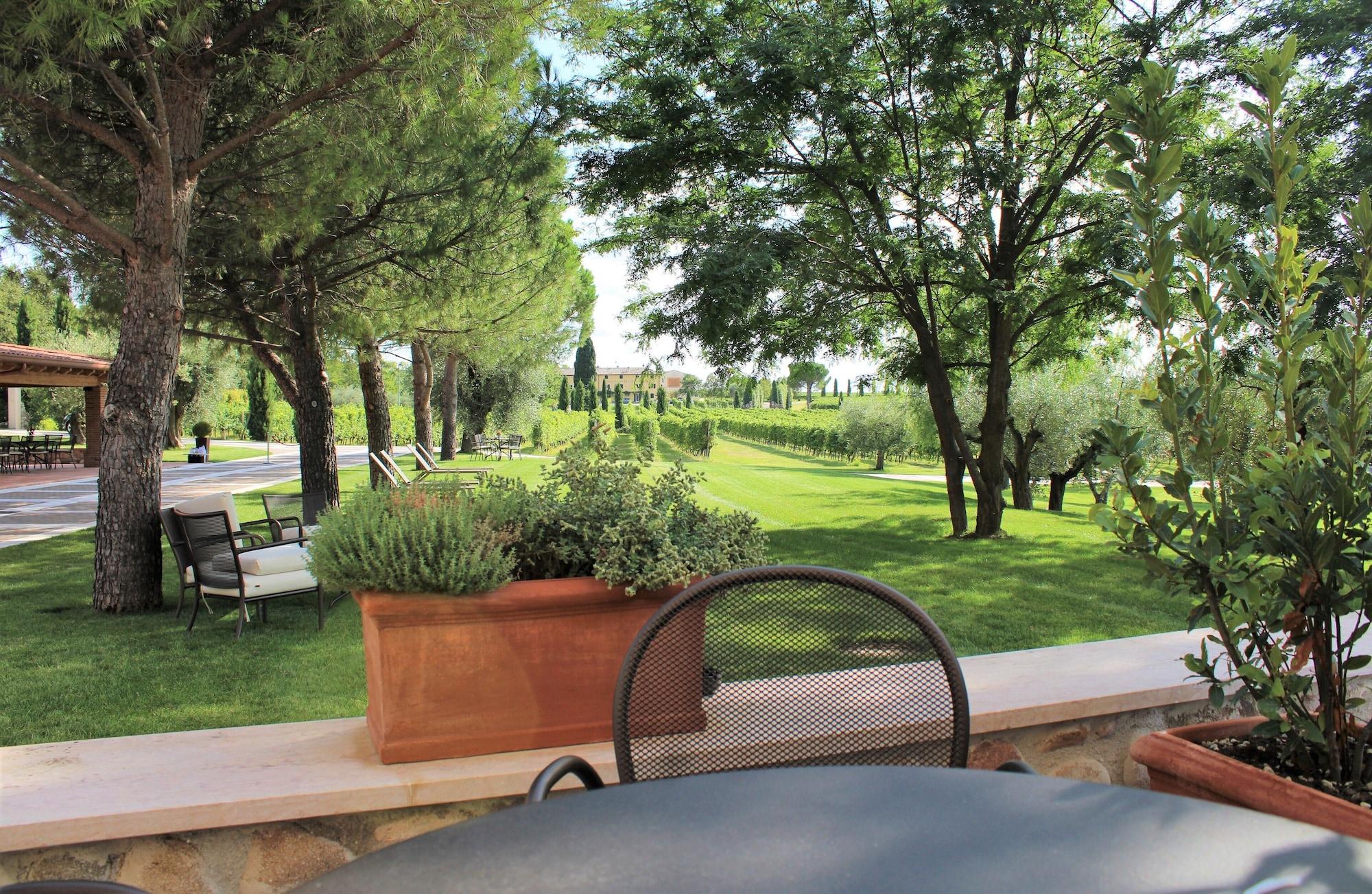 Borgo Romantico Relais Hotel